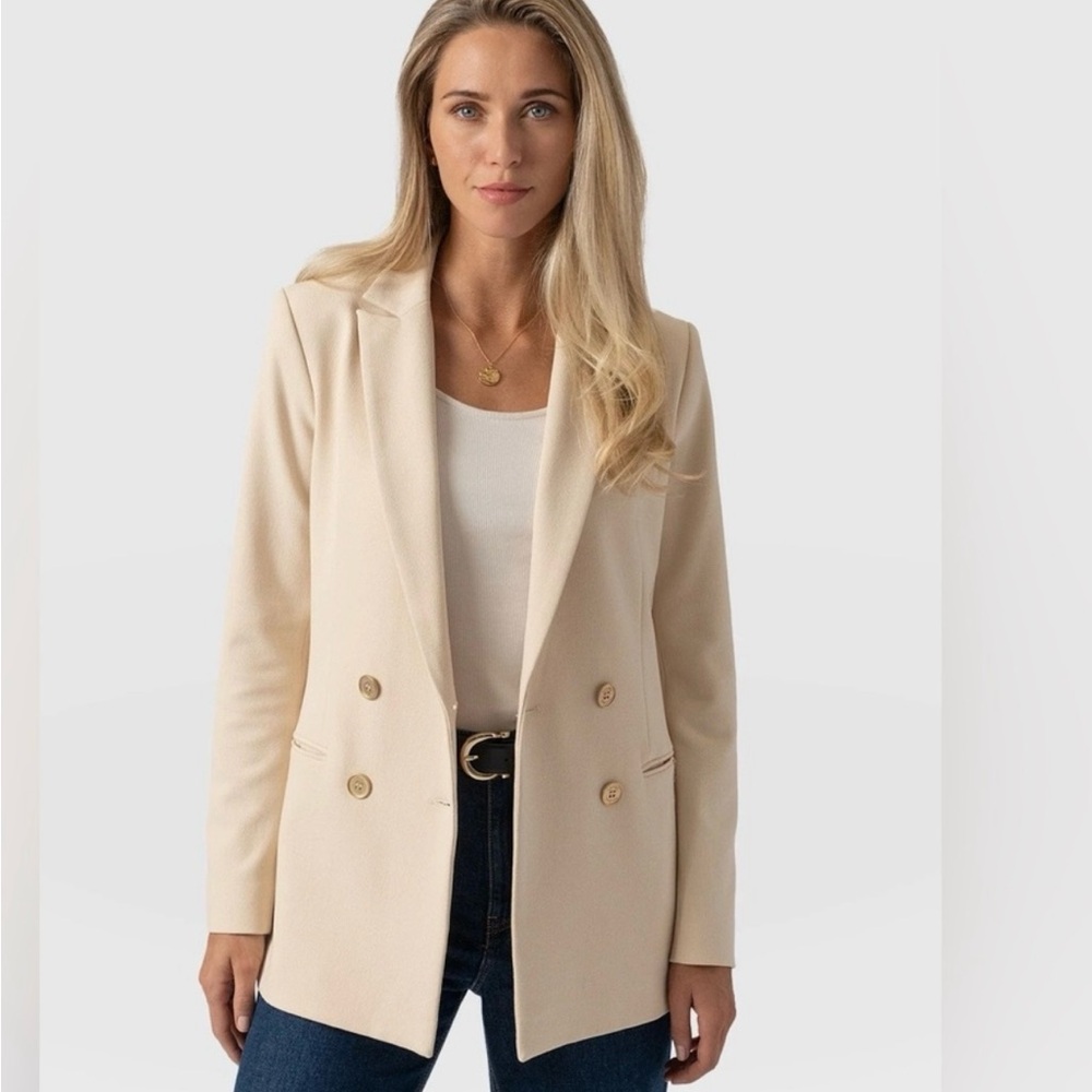Saint and Sofia Tan Jacket for Versatile Spring Style